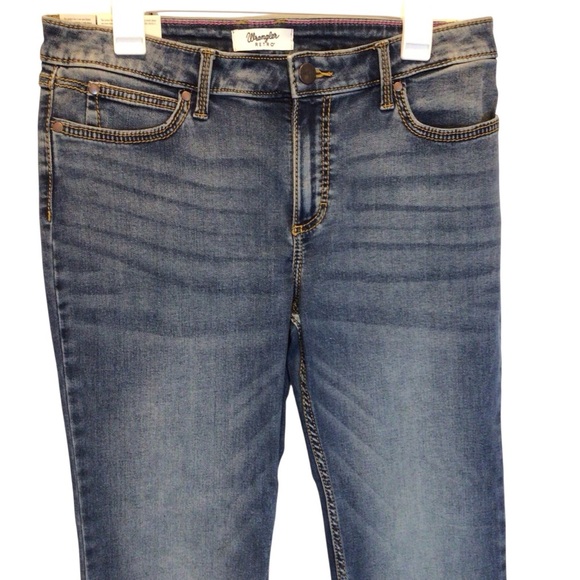 Wrangler Women's Retro Mae Mid Rise Stretch Boot Cut Jeans Size 13x32 - Picture 5 of 10